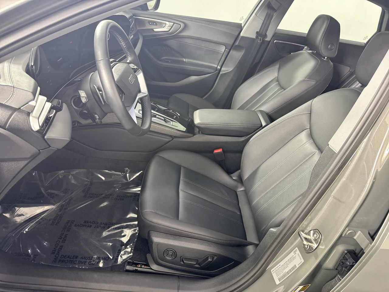 Used 2025 Audi A5 2.0T Premium Plus w/ Premium Plus AWD/4WD image 2