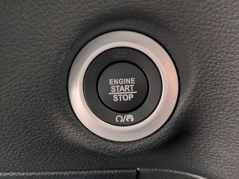 New 2026 Chrysler Pacifica Select image 20