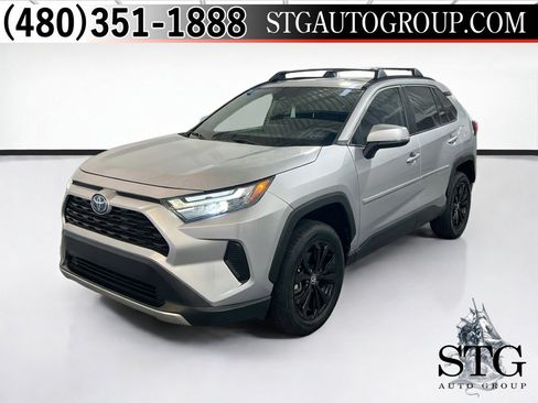 Used 2022 Toyota RAV4 SE w/ Convenience Package AWD/4WD image 1