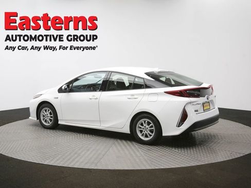 Used 2018 Toyota Prius Prime Plus image 60