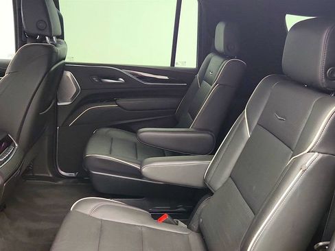 Used 2022 Cadillac Escalade ESV Sport w/ Touring Package AWD/4WD image 22