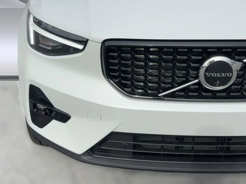 New 2026 Volvo XC40 B5 Plus w/ Protection Package Premier image 11