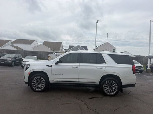 Used 2024 GMC Yukon Denali Ultimate AWD/4WD image 4