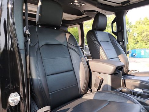 Used 2021 Jeep Wrangler Unlimited Sahara image 10
