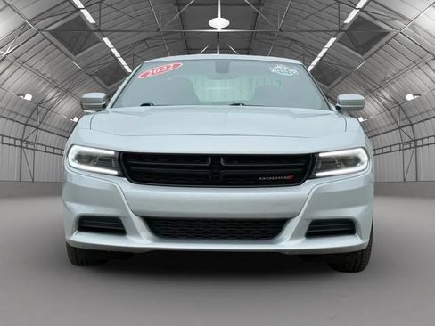 Used 2022 Dodge Charger SXT RWD image 2