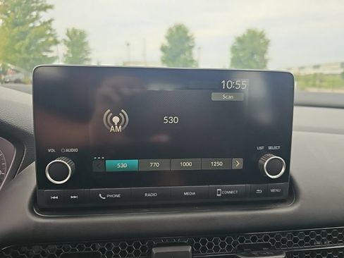 Used 2023 Honda HR-V LX image 12