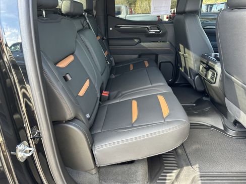 Used 2025 GMC Sierra 1500 AT4 w/ AT4 Premium Package image 16