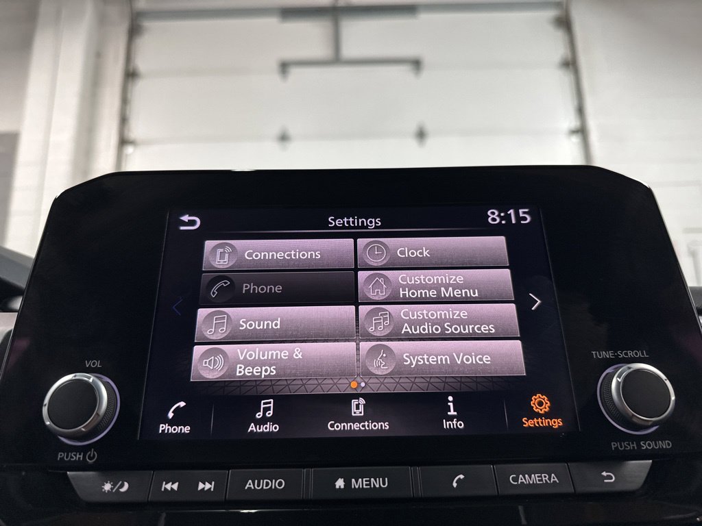 Used 2025 Nissan Pathfinder S AWD/4WD image 33