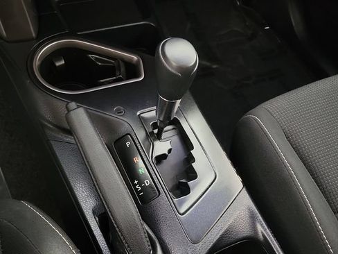 Used 2018 Toyota RAV4 LE Plus AWD/4WD image 31