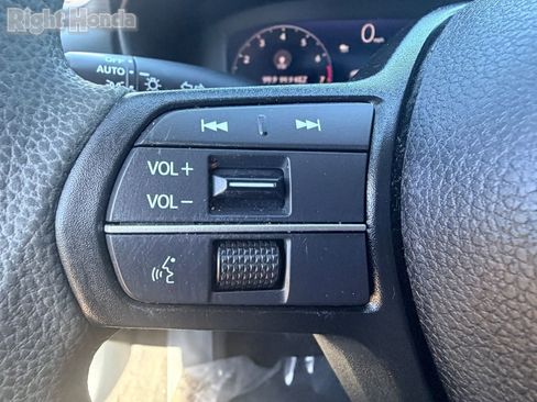 Used 2023 Honda Accord EX image 20