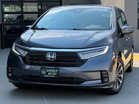 Used 2023 Honda Odyssey EX-L image 3