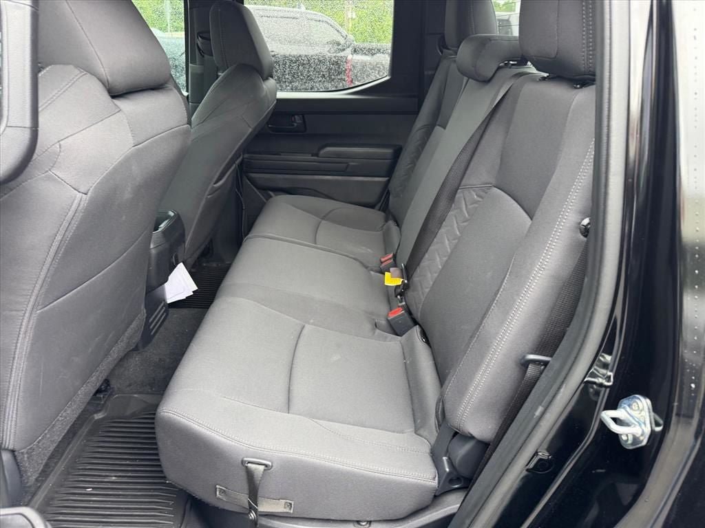Used 2025 Toyota Tacoma SR5 AWD/4WD image 14
