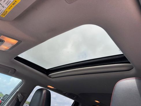 Used 2019 Toyota Highlander SE image 8