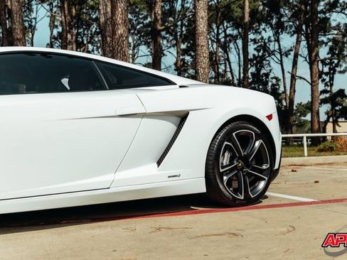 Used 2013 Lamborghini Gallardo LP 560-4 AWD/4WD image 35