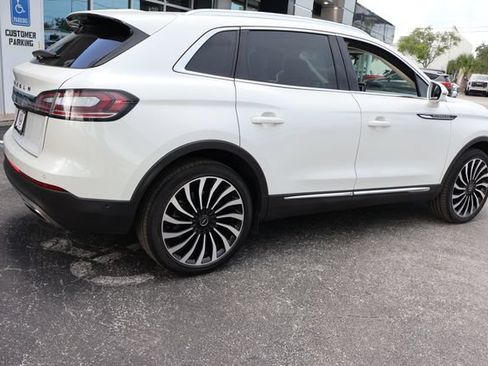 Used 2023 Lincoln Nautilus Black Label w/ Cargo Utility Package AWD/4WD image 8