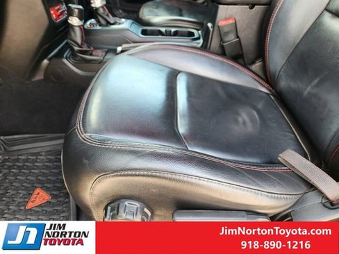 Used 2020 Jeep Gladiator Rubicon AWD/4WD image 25