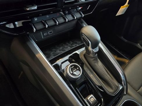 New 2026 GMC Canyon Elevation w/ Convenience Package AWD/4WD image 11