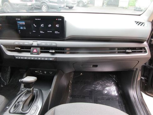 Used 2025 Kia K4 FWD image 27