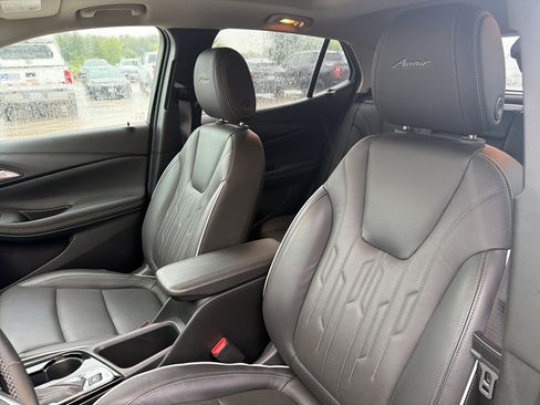 Used 2024 Buick Encore GX Avenir w/ Avenir Technology Package AWD/4WD image 10