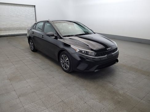 Used 2023 Kia Forte LXS w/ LXS Technology Package image 13