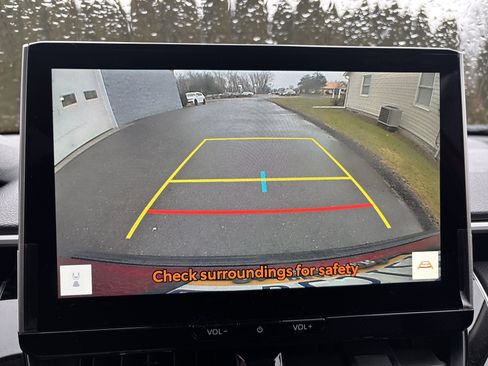 Certified 2026 Toyota Corolla Cross XLE image 27