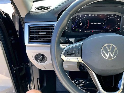 Certified 2022 Volkswagen Atlas SEL AWD/4WD image 24