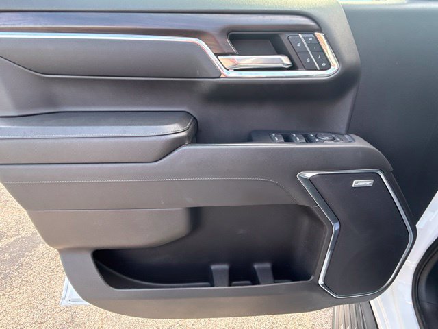Used 2023 GMC Sierra 1500 SLT w/ SLT Premium Package AWD/4WD image 16