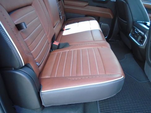 Certified 2025 GMC Sierra 1500 Denali Ultimate AWD/4WD image 40