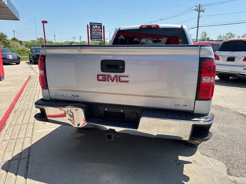 Used 2017 GMC Sierra 1500 SLE w/ Suspension Package, Off-Road AWD/4WD image 4