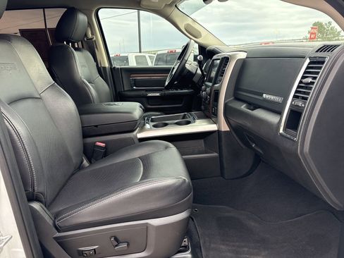 Used 2017 RAM 2500 Laramie image 13