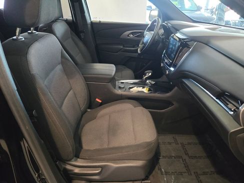 Certified 2023 Chevrolet Traverse LT w/ LPO, Floor Liner Package AWD/4WD image 6