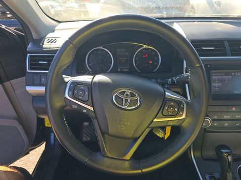 Used 2017 Toyota Camry SE image 13