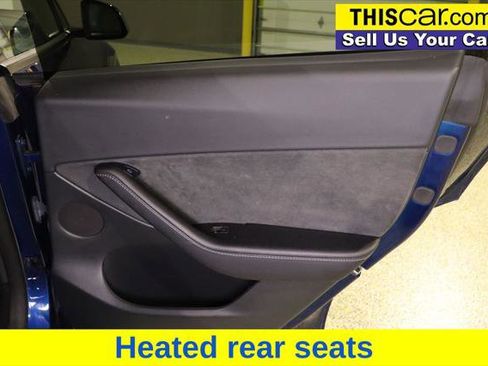 Used 2022 Tesla Model Y Long Range image 24
