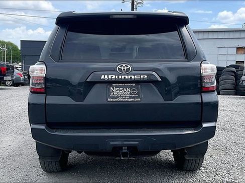 Used 2024 Toyota 4Runner SR5 AWD/4WD image 5