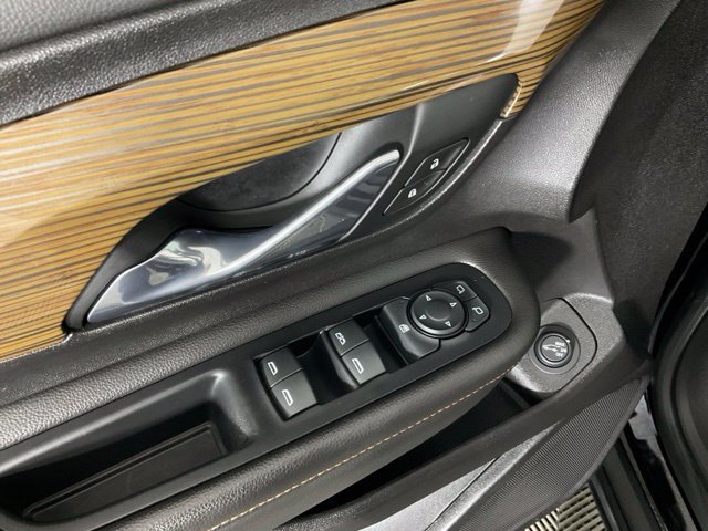 Used 2019 GMC Terrain SLE w/ Driver Convenience Package AWD/4WD image 26