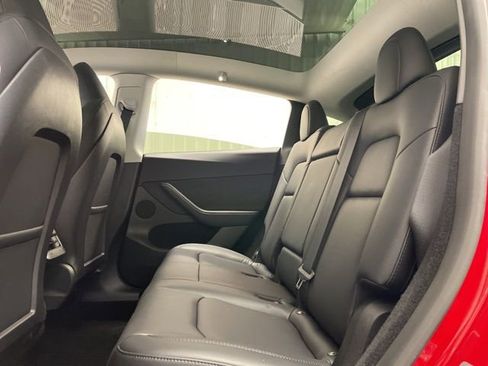 Used 2023 Tesla Model Y Long Range AWD/4WD image 21