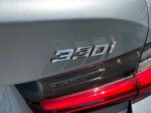 Used 2026 BMW 330i Sedan w/ Premium Package RWD image 39