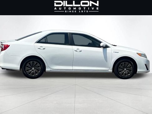 Used 2014 Toyota Camry LE FWD image 3