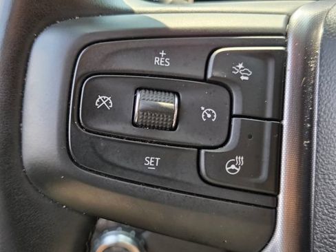 Used 2025 GMC Sierra 1500 SLT AWD/4WD image 33