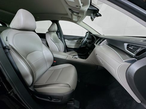 Used 2023 INFINITI QX50 Luxe AWD/4WD image 31
