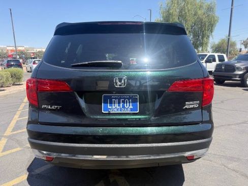 Used 2016 Honda Pilot Touring image 4