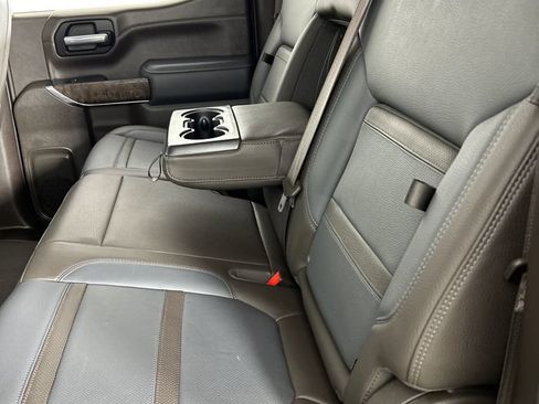 Used 2021 GMC Sierra 1500 Denali AWD/4WD image 18