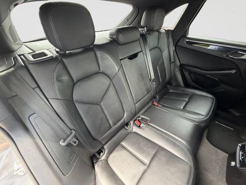 Used 2015 Porsche Macan S w/ Premium Package Plus AWD/4WD image 18