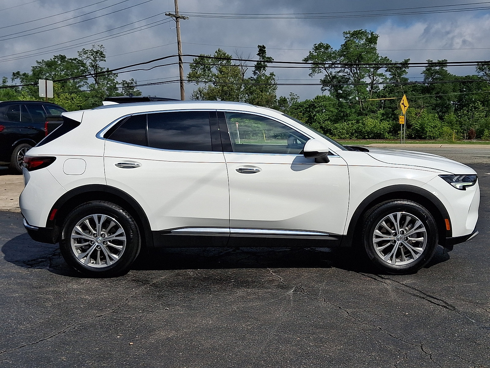Used 2023 Buick Envision Preferred AWD/4WD image 7
