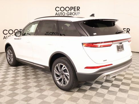 New 2026 Lincoln Corsair Premiere image 22