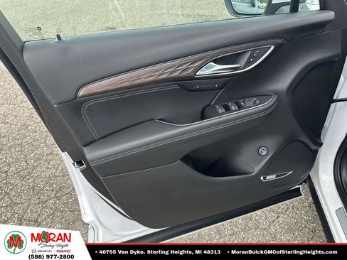 Certified 2023 Buick Envision Avenir FWD image 17