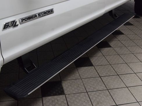 Used 2022 Ford F450 Platinum w/ FX4 Off-Road Package image 30