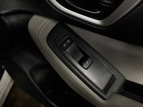 Used 2021 Subaru Forester Base image 14