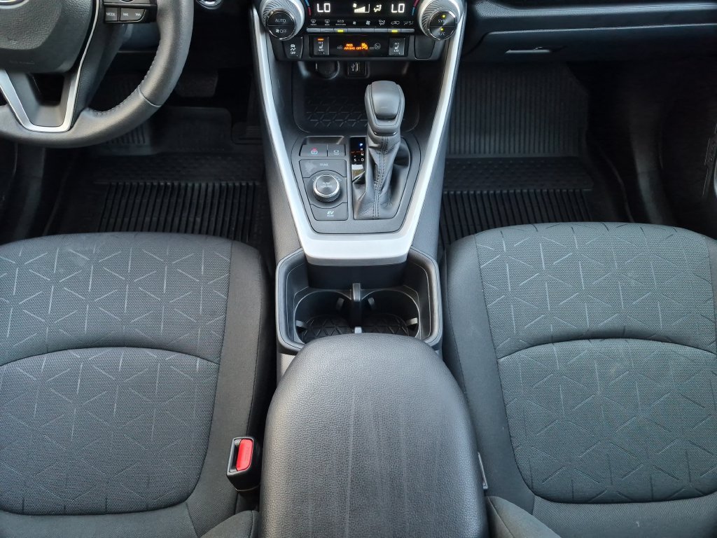 Used 2025 Toyota RAV4 XLE w/ Convenience Package AWD/4WD image 24