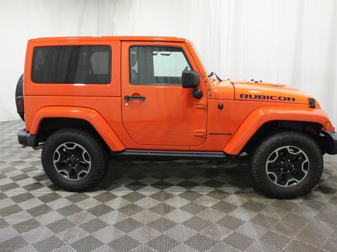 Used 2015 Jeep Wrangler Rubicon AWD/4WD image 24